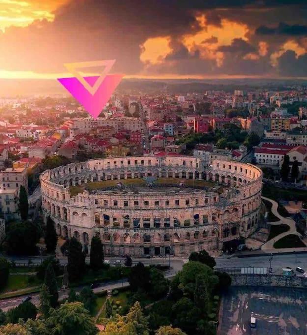 Arena Sunset, Sea Coloseum View, 2 Rooms Free Parking Pula Exteriér fotografie
